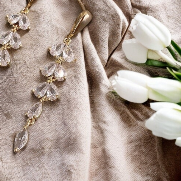 Leaf Drop Earrings - Picture 13 of 15